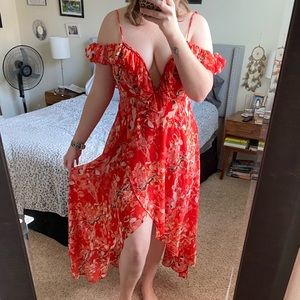 Hope’s Flowy Floral Dress 💃🏼